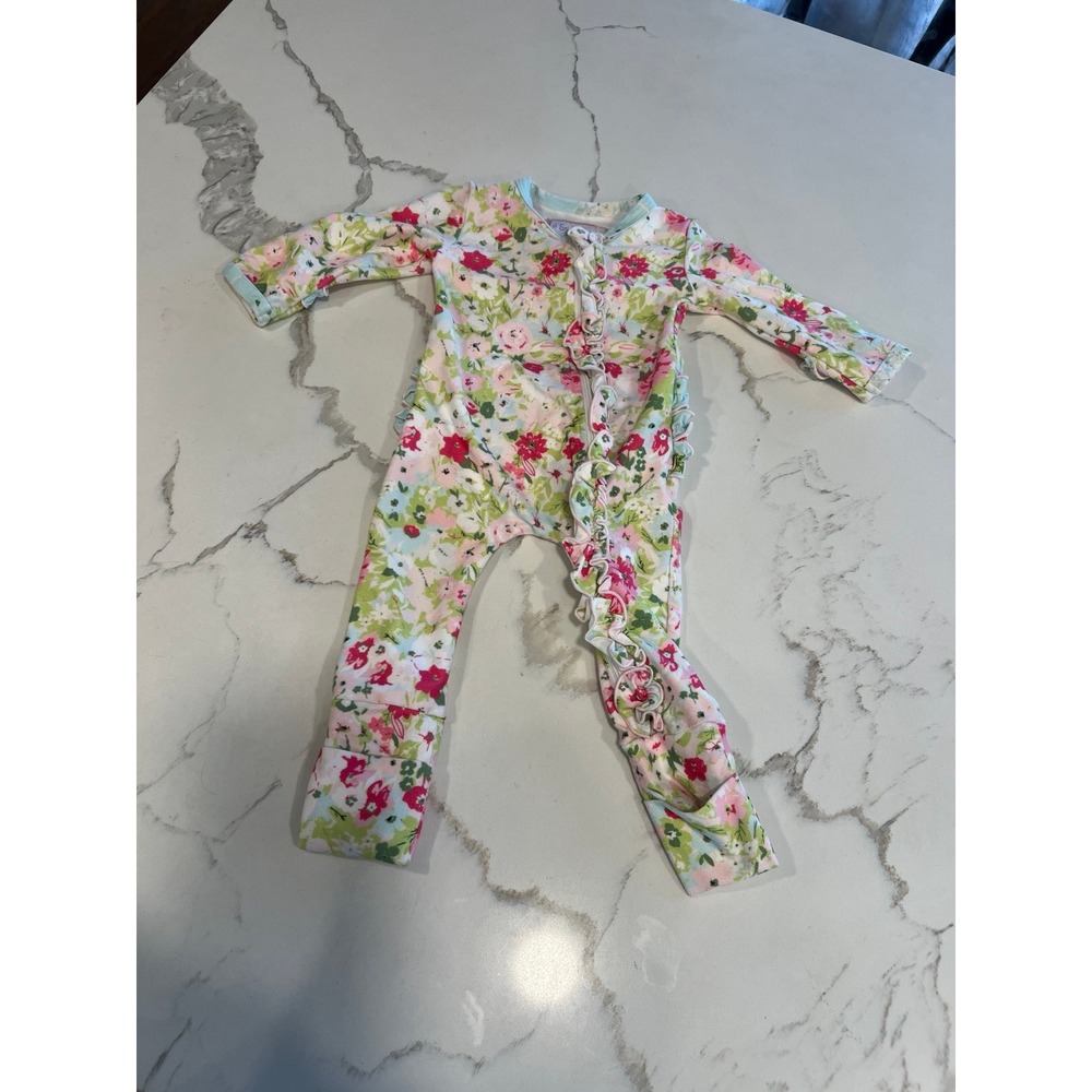 Sweethoney floral layette sleeperβ girls 3 months